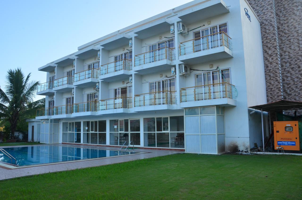 Nilaya Beach Resort Alībāg Zewnętrze zdjęcie